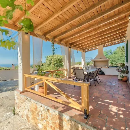 Sempreviva Semesterbostad Agios Leon